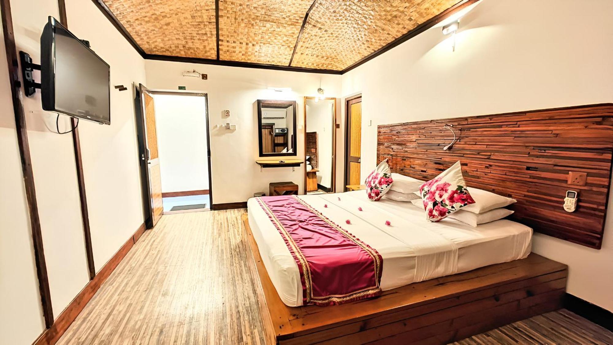 Bougan Villea Retreat Bodufolhudhoo 外观 照片